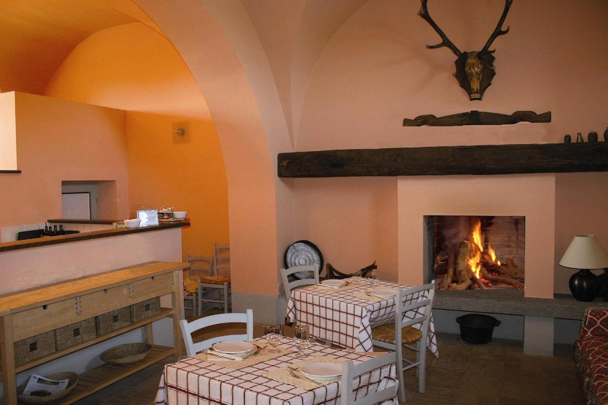 Agriturismo Casale Bonaparte Cellere Exteriör bild