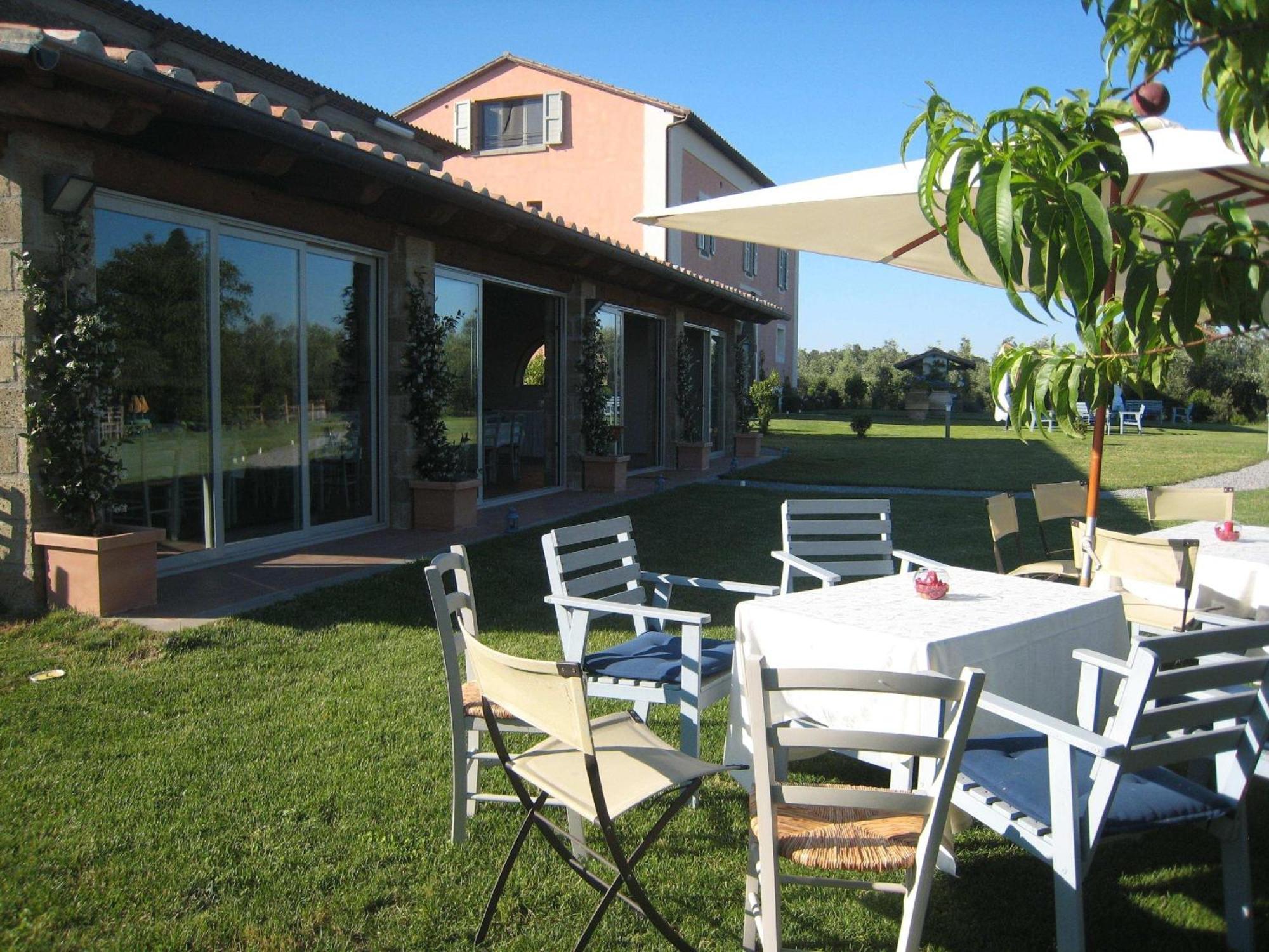 Agriturismo Casale Bonaparte Cellere Exteriör bild