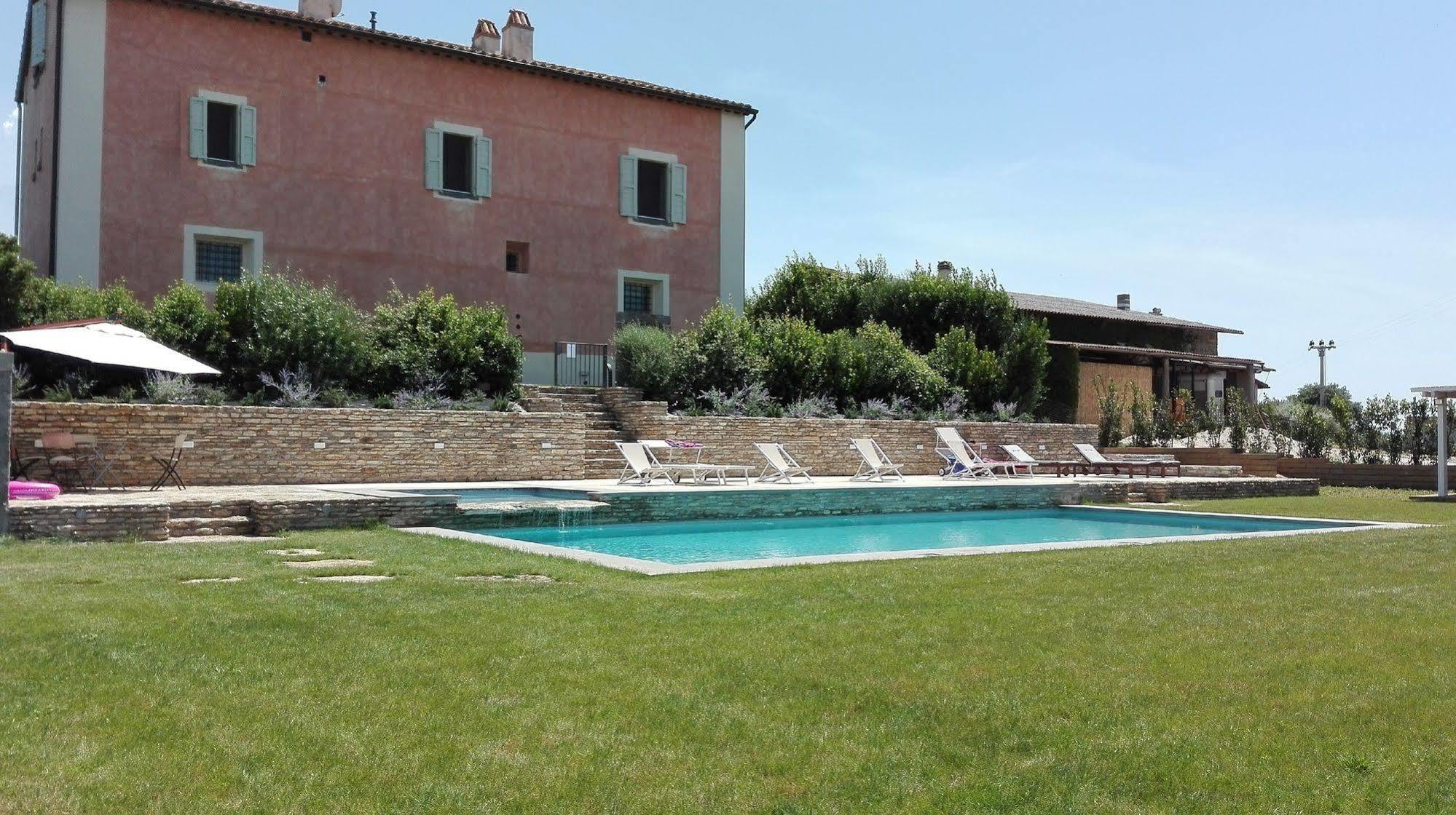 Agriturismo Casale Bonaparte Cellere Exteriör bild